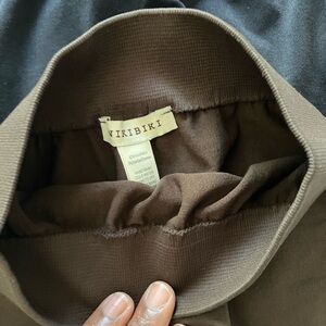 Nikibiki Chocolate, gray and black leggings